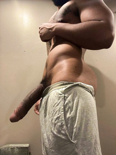 Goßer schwarzer Schwanz für weiße Muschis