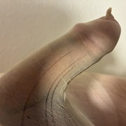 Sandi22 Nylonschwanz
