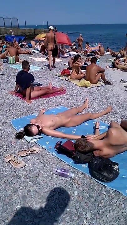 Heimlich am strand gefilmt Heimlich am strand gefilmt