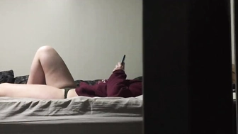 Stieftochter beim masturbieren