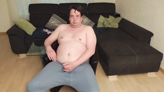 In langen Unterhosen geil abgespritzt (2-Perspektiven)