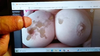 Cumshot für Boobiegirl