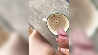 Meine Frau will Ihren Spezialkaffee haben