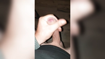 Jerking off bis zum dicken Cumshot