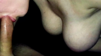 Freundin Blowjob für Euch