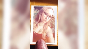 Cum Tribute Mona