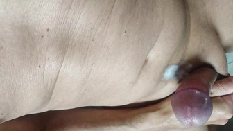 Schöne Eiermassage und schöne Entspannung