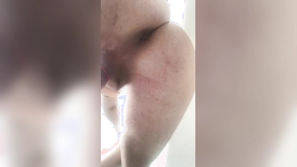 Ich ficke mich mit dem Toy meiner Frau