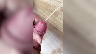 Geölter Schwanz wird gewichst