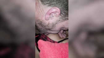 Schnelle fickerei mit der Nachbarin