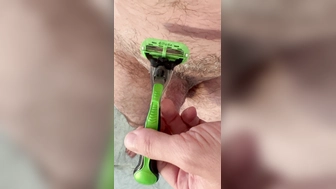 Dasv erste Video von meinem Schwanz - Cleaning up