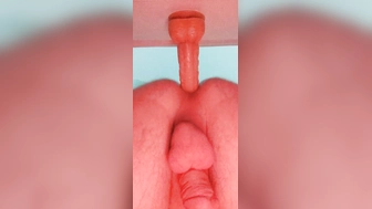 Ich fick mich genüsslich mit meinem Dildo