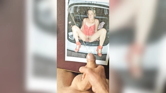 Auf die Muschi spritzen