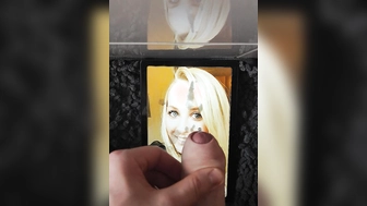 Cumtribute für Blonde Arbeitskollegin