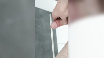 Spritzen unter der Dusche