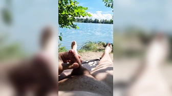 Wichsen am FKK See