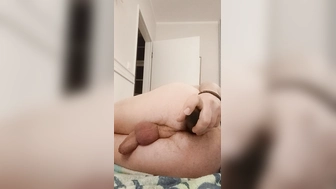 Ich habs mir mit nem sehr großen Naturdildo besorgt