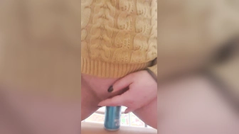 Redbull Dose in die Muschi geschoben