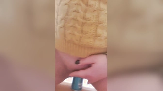 Redbull Dose in die Muschi geschoben