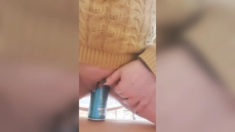 Redbull Dose in die Muschi geschoben