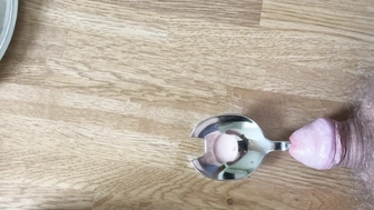 Löffelspiele mit dem Penis