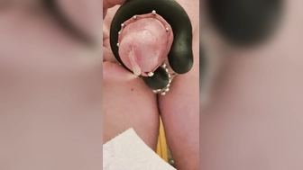 Schwanz wichsen mit Vibrationsstimmulierung