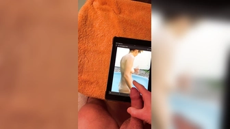 Tribut für Pool Dame