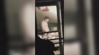Nachbarn wieder beim Sex erwischt