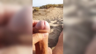 Outdoor Wichsen in den Sanddünen