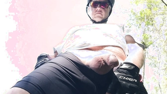 Radfahren und Pissen