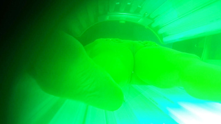 Tschechenmädel heimlich im Solarium gefilmt Tschechenmädel heimlich im Solarium gefilmt