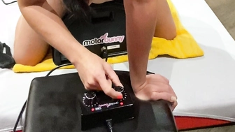 Sie hatte Spass beim Elektrosex