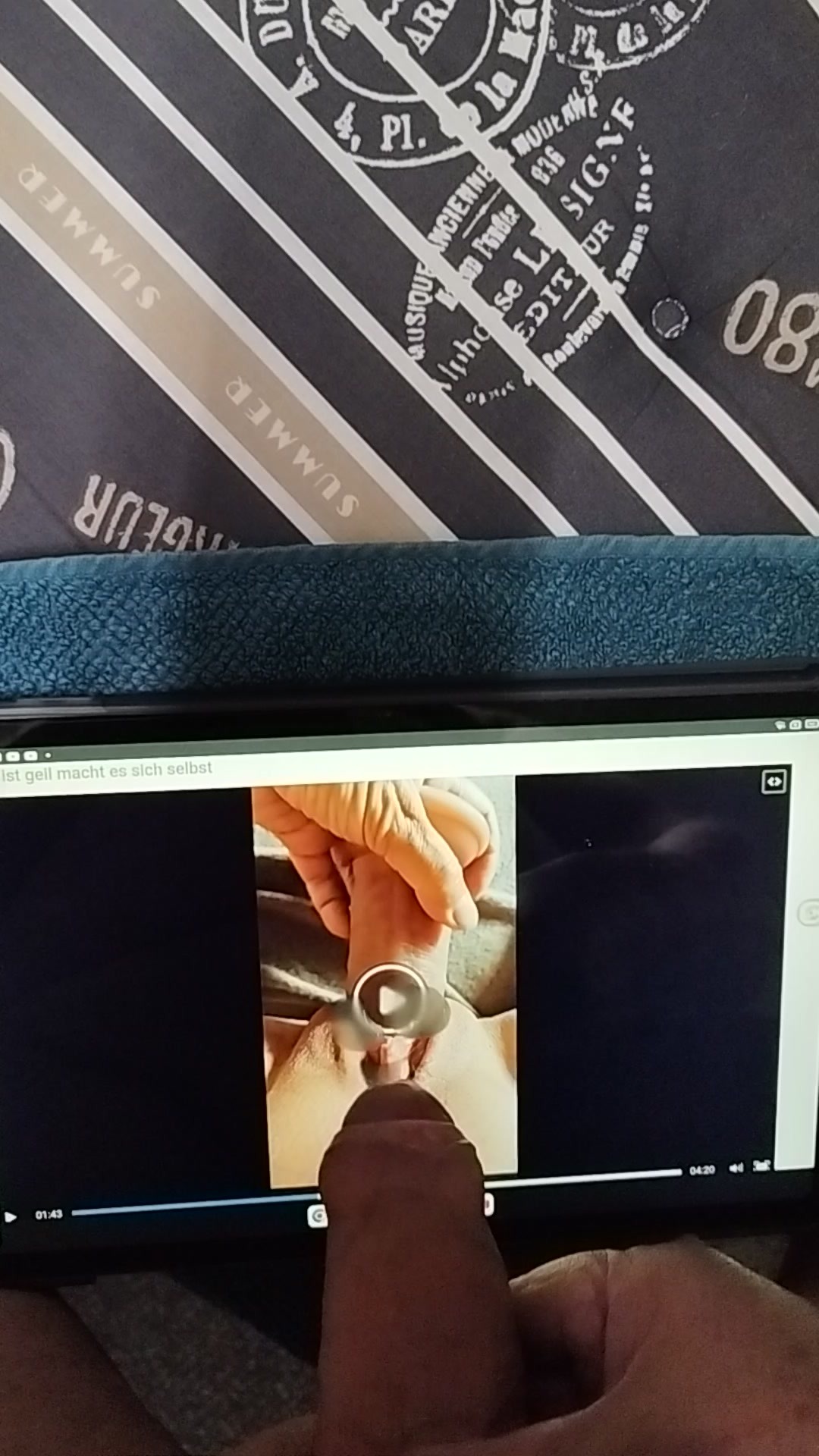 Tablet Wichsen Tribut für Laura