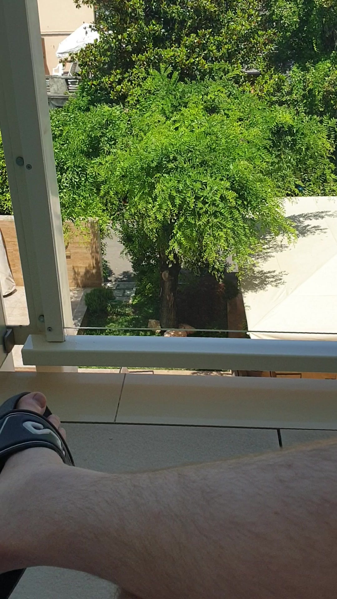 Auf dem Hotelbalkon geil geworden