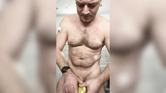 Golden Apple Tribute