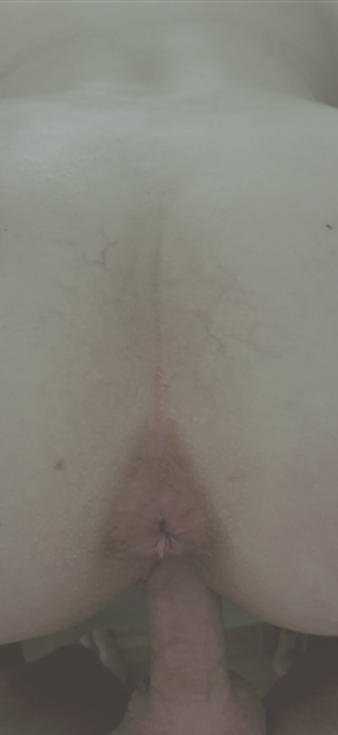 Hart gefickt mit Blick auf Ihr dunkles Arschloch