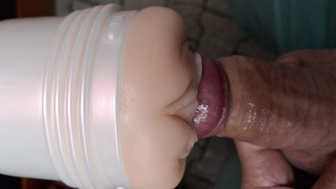 Spass haben mit der Taschenmuschi