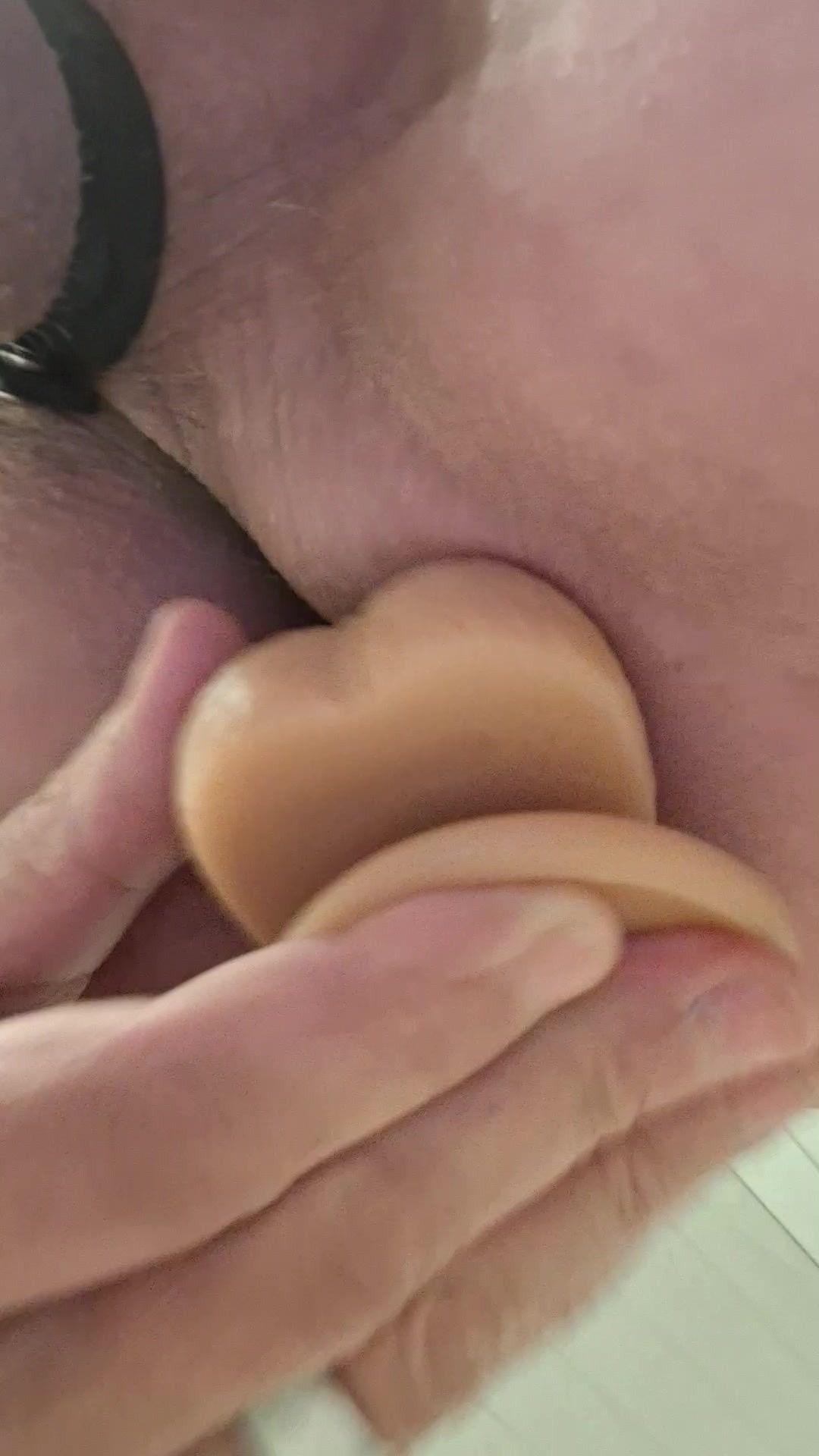 Dildo im Arsch Teil 2