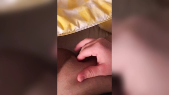 Masturbieren bis zum geilen Orgasmus