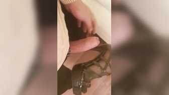 DWT Footjob Gilf in High Heels