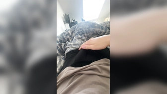 Langer junger Schwanz wird rausgeholt