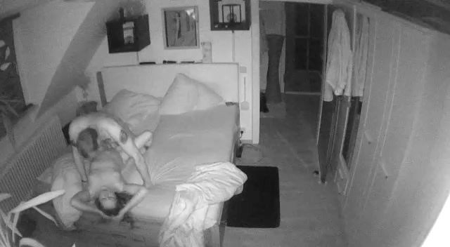 Nach dem Blasen wird gefickt Sex mit der Infrarotkamera gefilmt