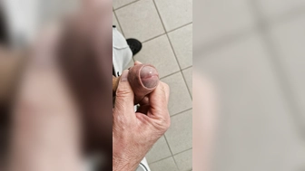 In der Gemeinschafts Waschküche,