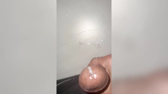 In meiner Mittagspause schaute ich die neuen geilen Videos hier an
