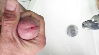 Abspritzender Penis Druck abbauen