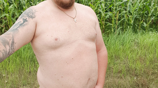 Nackt outdoor unterwegs