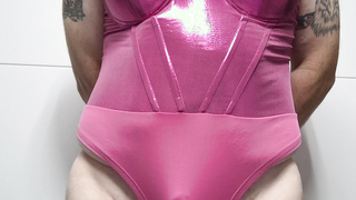 Mein schöner neuer rosa Body