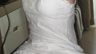 Annika zwischen die Beine geschaut !