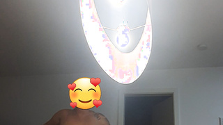 Betrunkene Freundin meiner Frau zeigt uns die neuen Piercing