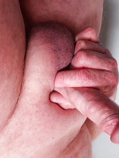 Ich bin gerne nackt und immer geil